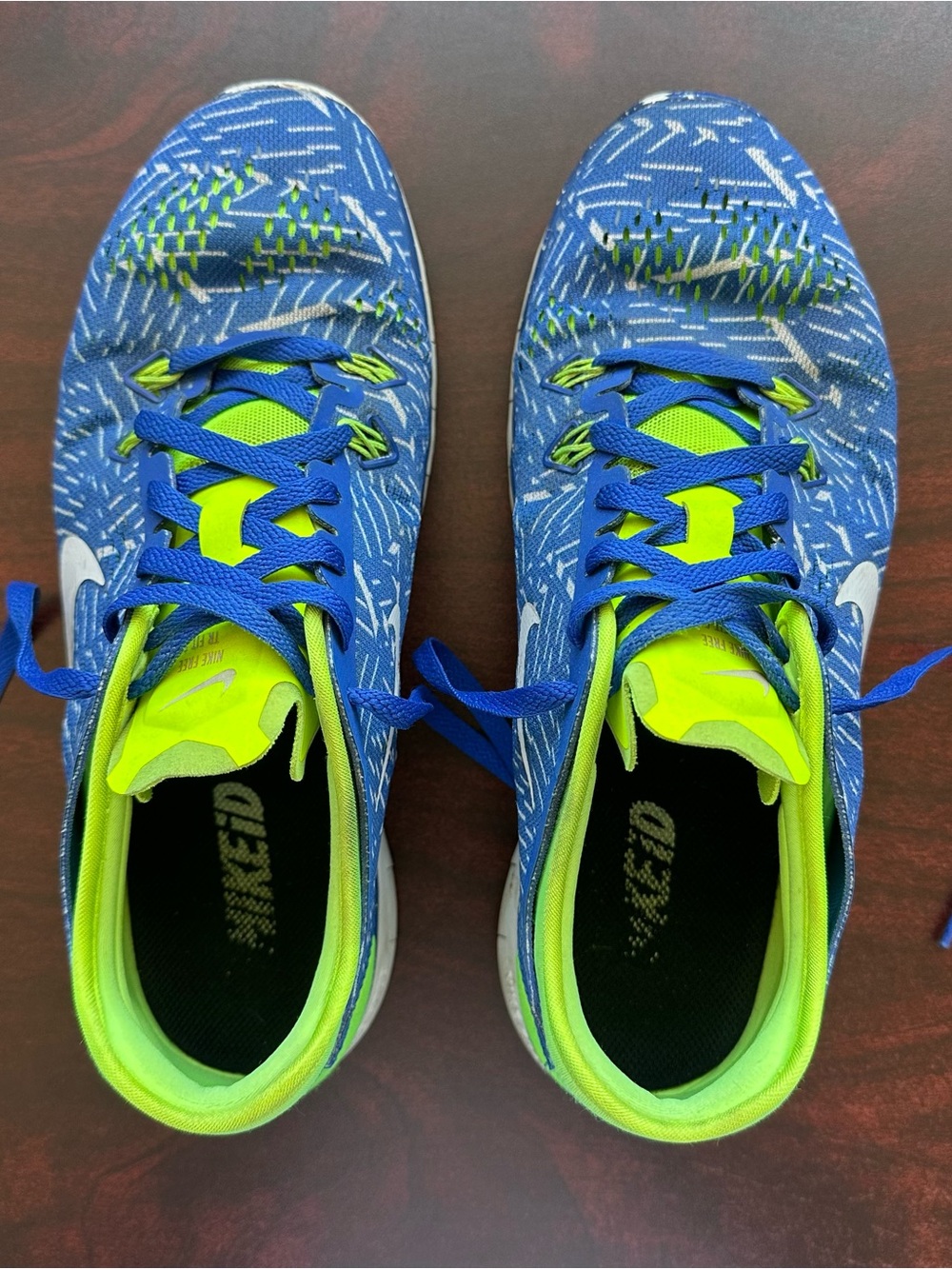 Nike Blue & Neon Green Running Shoes